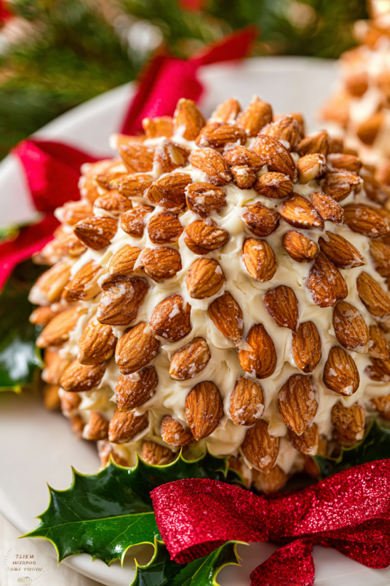 Ein Pine Cone Cheese Ball Rezept.
